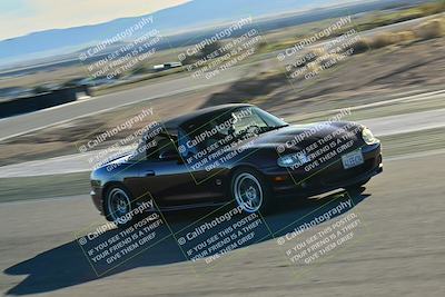 media/Dec-13-2025-Extreme Speed (Sat) [[d129ecb0b9]]/Beginner/Session 3 (Turn 5)/